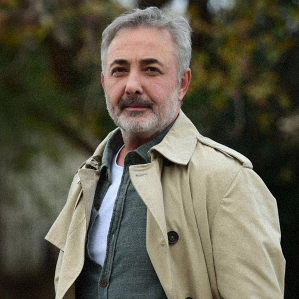 Mehmet Aslantuğ